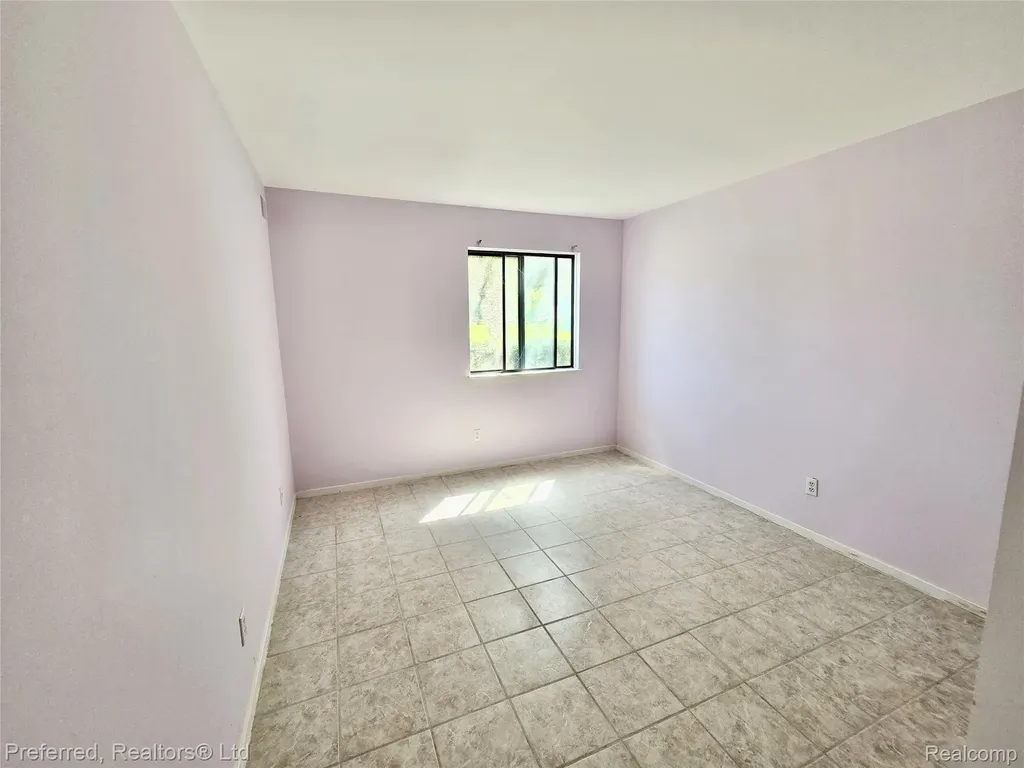 771 Clubhouse Drive Ypsilanti Charter Township MI 48197