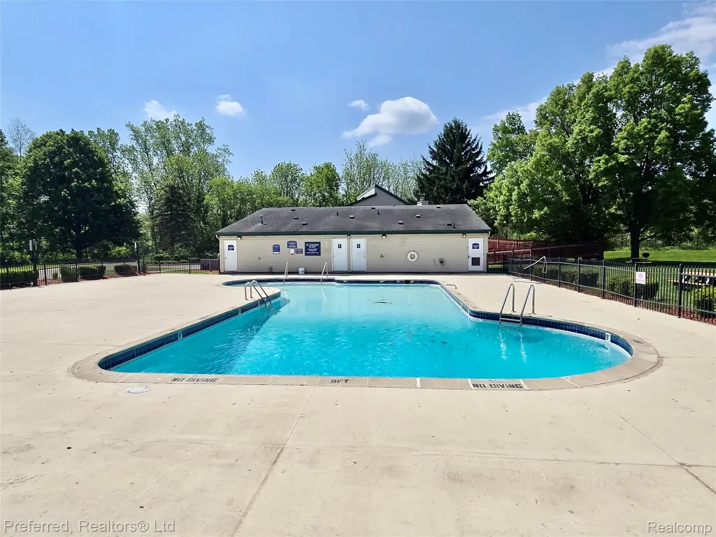 771 Clubhouse Drive Ypsilanti Charter Township MI 48197