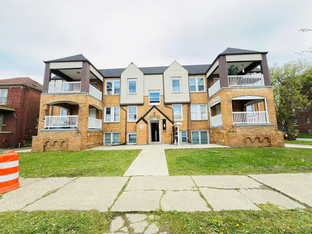 13233 La Salle Boulevard Detroit City MI 48238
