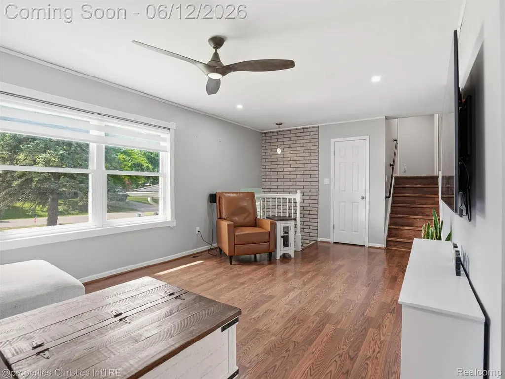 10378 Barbara Street Pinckney Village MI 48169