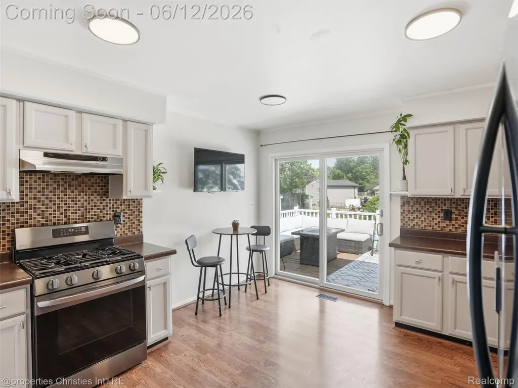 10378 Barbara Street Pinckney Village MI 48169