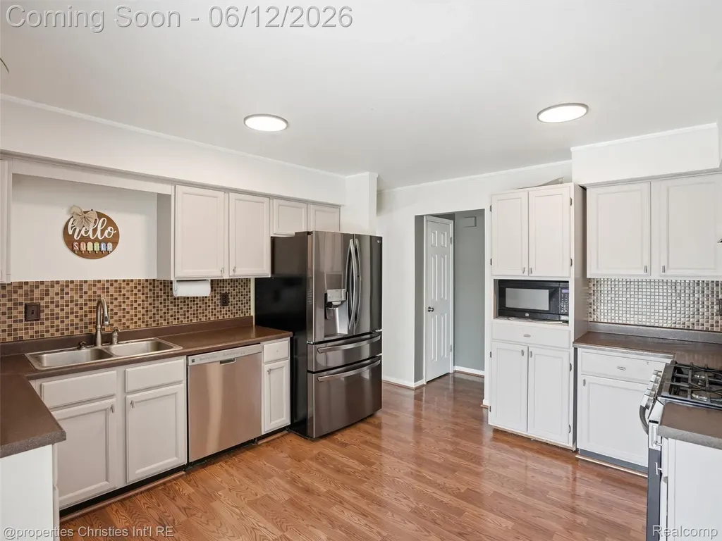 10378 Barbara Street Pinckney Village MI 48169