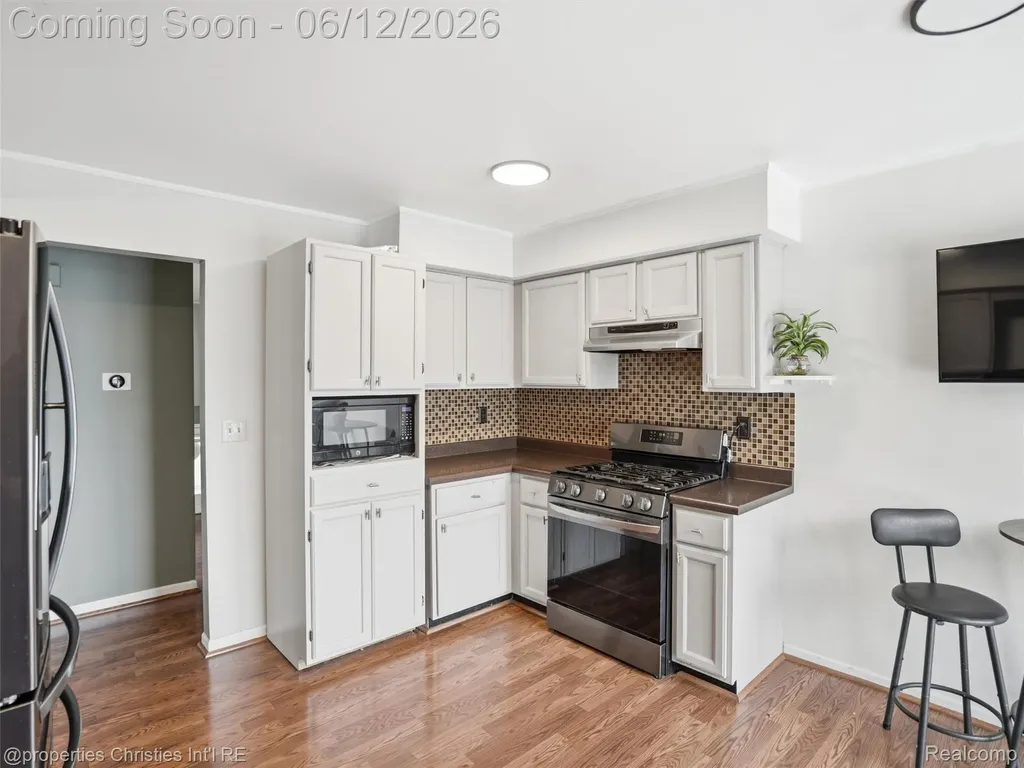 10378 Barbara Street Pinckney Village MI 48169