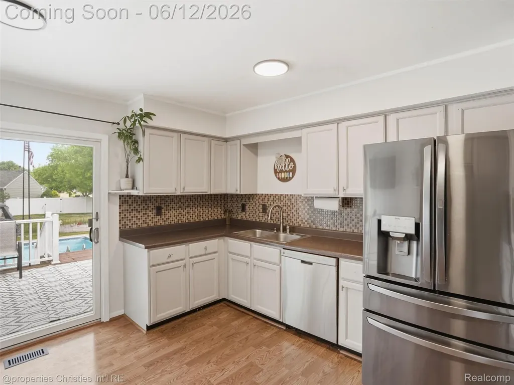 10378 Barbara Street Pinckney Village MI 48169