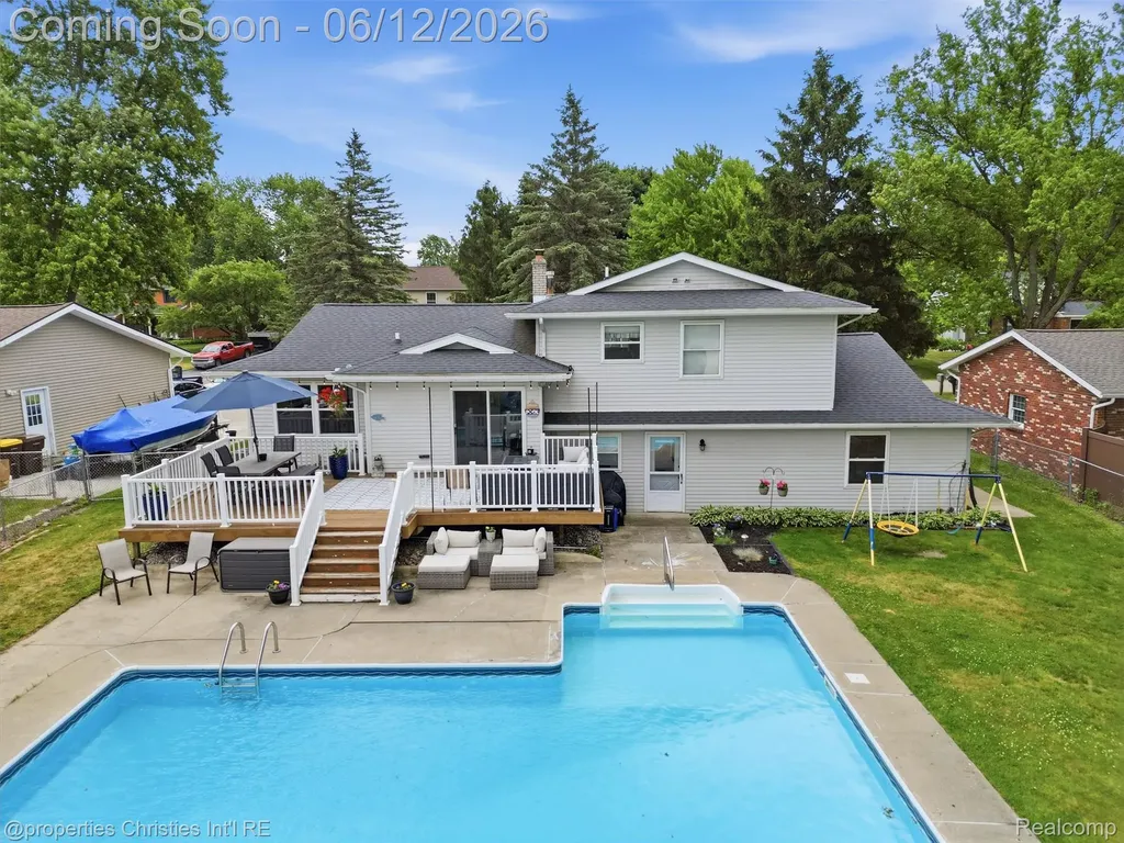 10378 Barbara Street Pinckney Village MI 48169