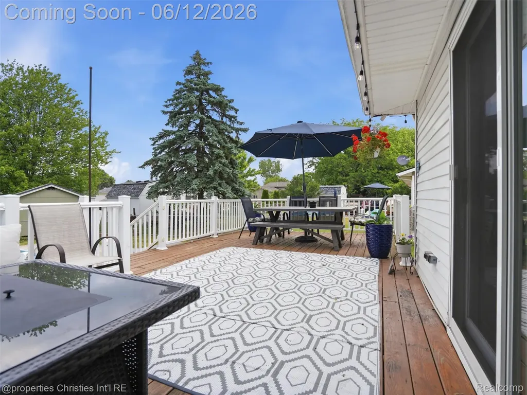 10378 Barbara Street Pinckney Village MI 48169