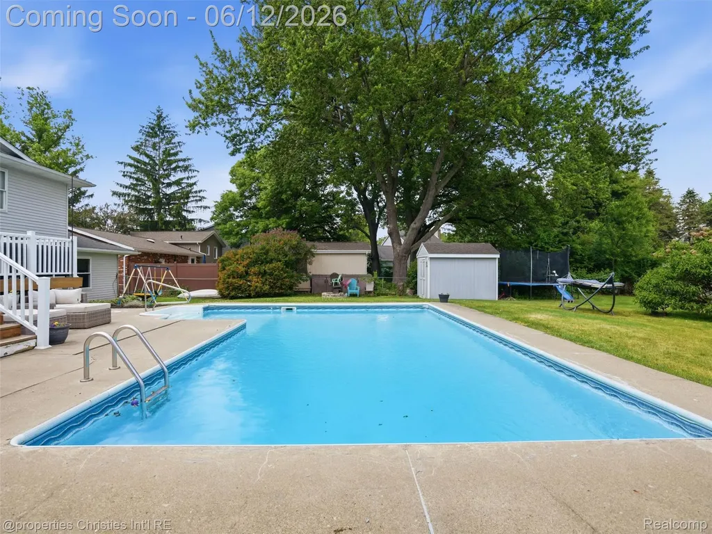 10378 Barbara Street Pinckney Village MI 48169