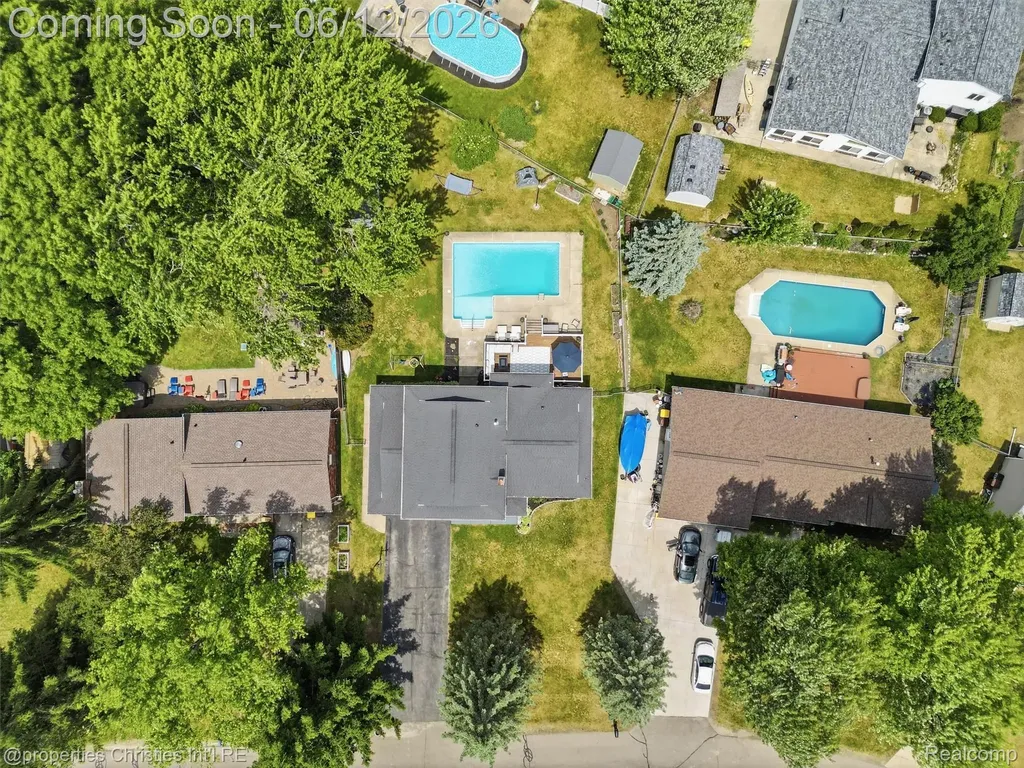 10378 Barbara Street Pinckney Village MI 48169