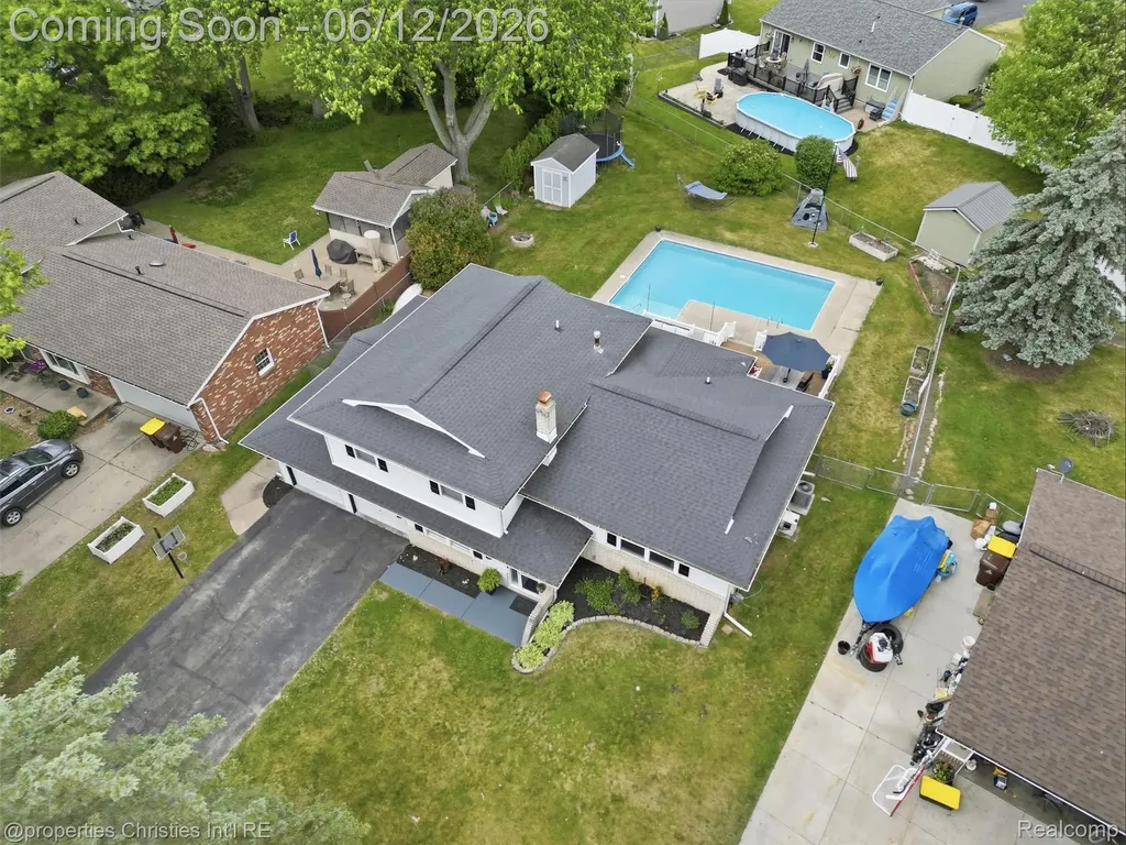 10378 Barbara Street Pinckney Village MI 48169