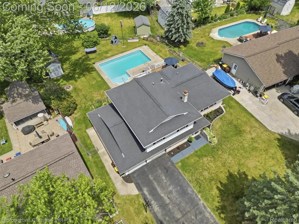 10378 Barbara Street Pinckney Village MI 48169