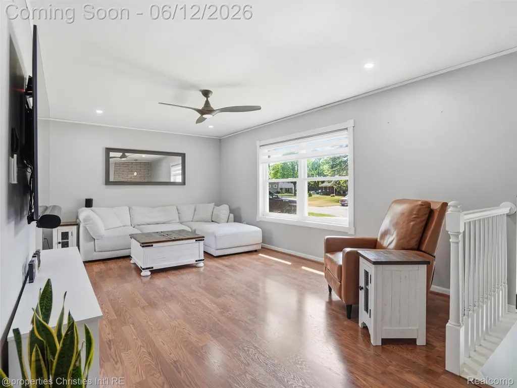 10378 Barbara Street Pinckney Village MI 48169