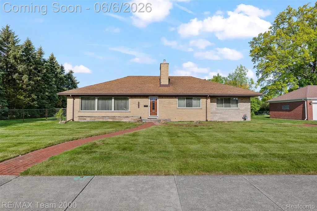 111 Brentwood Drive Dearborn City MI 48124