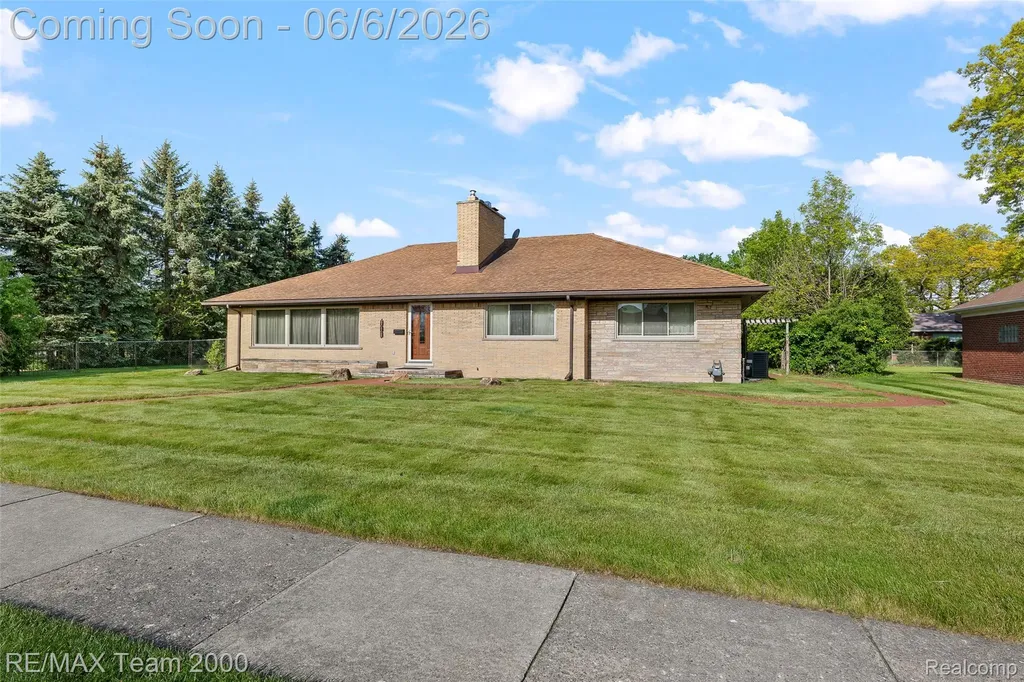 111 Brentwood Drive Dearborn City MI 48124