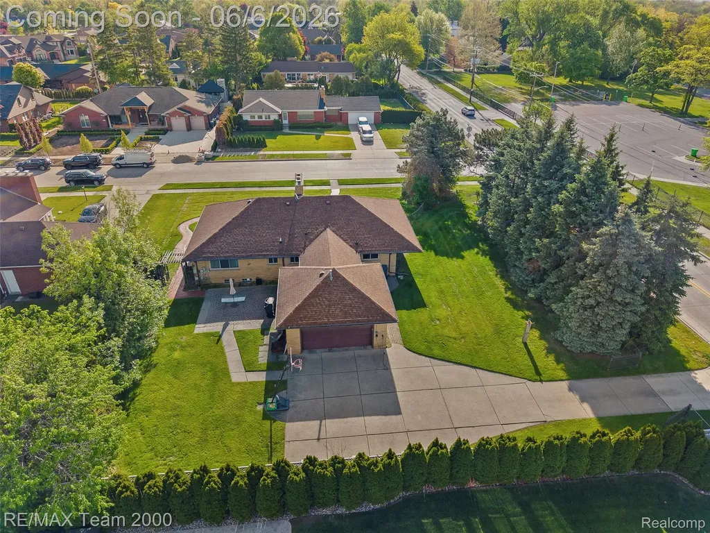 111 Brentwood Drive Dearborn City MI 48124
