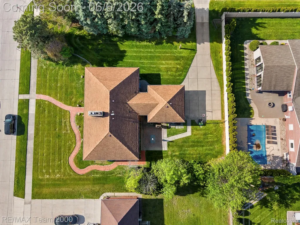 111 Brentwood Drive Dearborn City MI 48124
