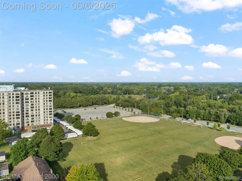 111 Brentwood Drive Dearborn City MI 48124