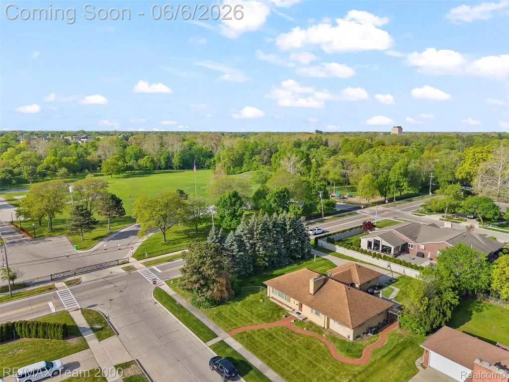 111 Brentwood Drive Dearborn City MI 48124