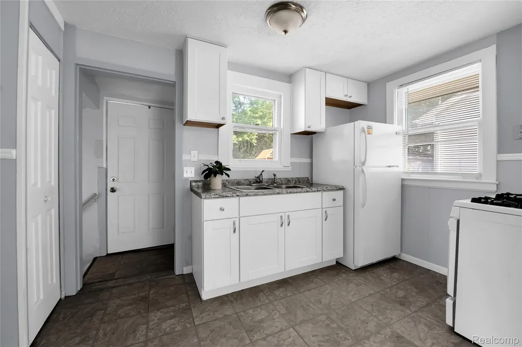 58925 Havenridge Road New Haven Village MI 48048