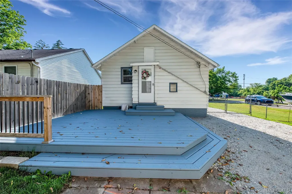 58925 Havenridge Road New Haven Village MI 48048