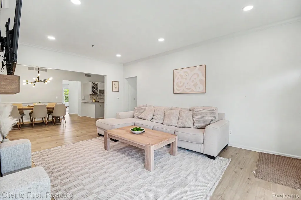 41639 Tera Lane Novi City MI 48375