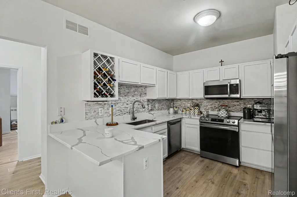 41639 Tera Lane Novi City MI 48375