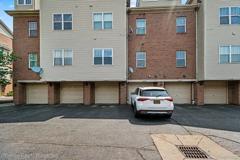 41639 Tera Lane Novi City MI 48375