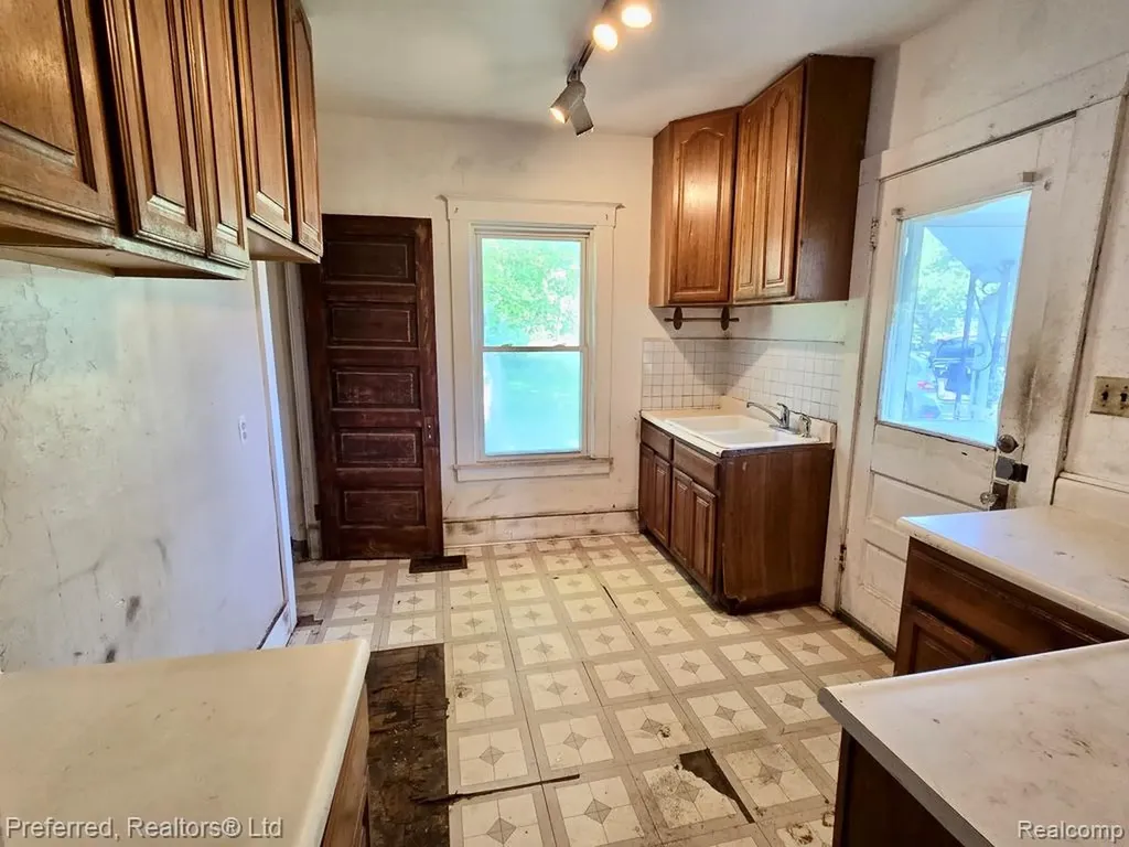 9512 Mccrone Road Augusta Charter Township MI 48160