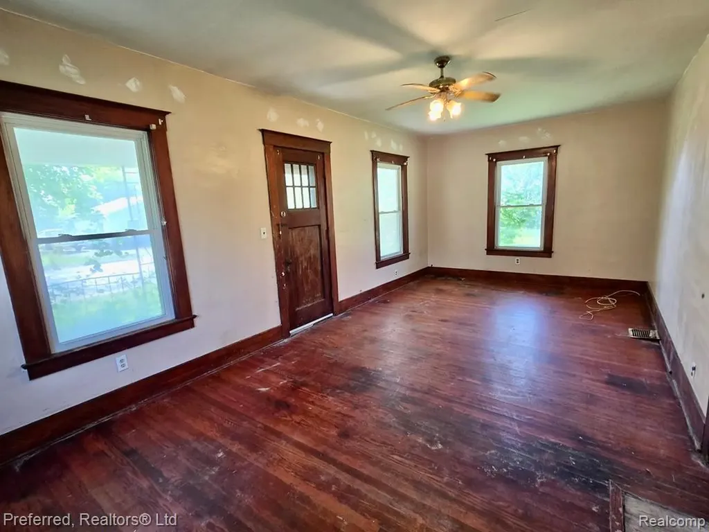9512 Mccrone Road Augusta Charter Township MI 48160