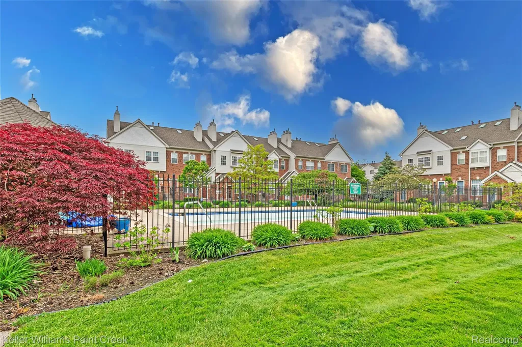 1847 Campau Farms Circle Detroit City MI 48207