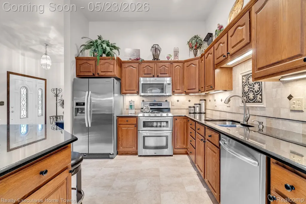 3307 Fanone Drive Port Huron Charter Township MI 48060