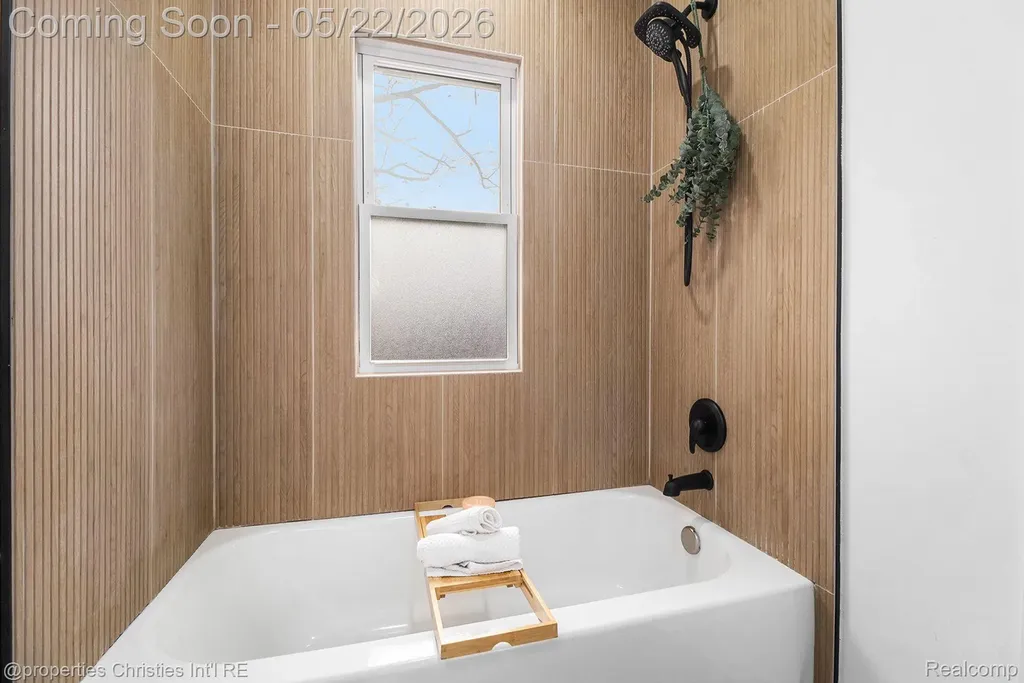 771 W Marshall Street Ferndale City MI 48220