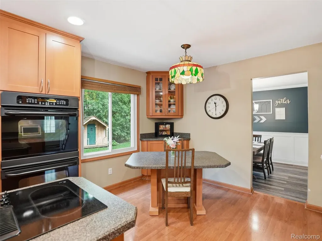 3324 Hartslock Woods Drive West Bloomfield Charter Township MI 48322