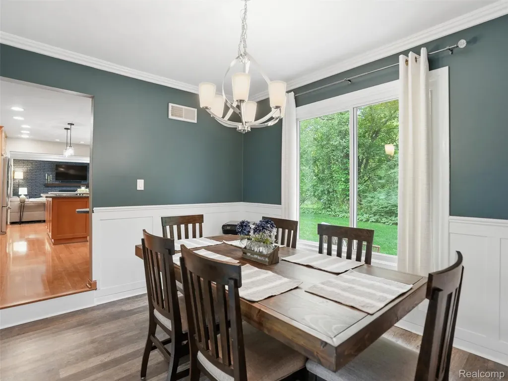 3324 Hartslock Woods Drive West Bloomfield Charter Township MI 48322