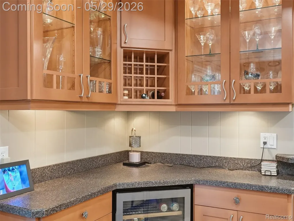 3324 Hartslock Woods Drive West Bloomfield Charter Township MI 48322