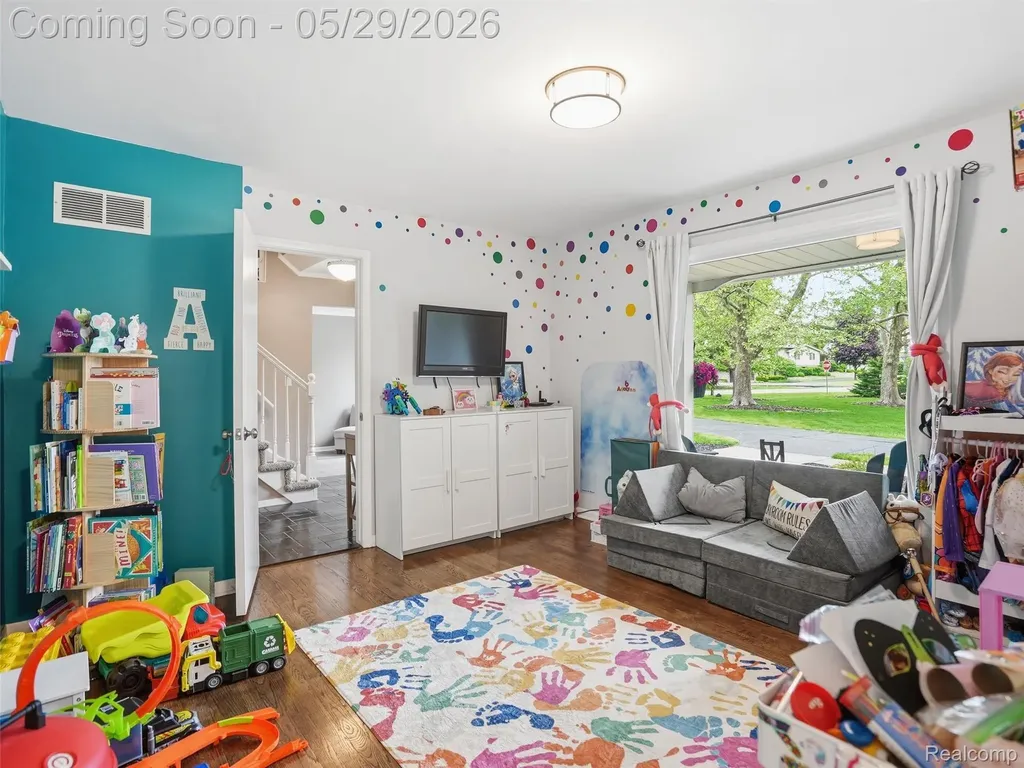 3324 Hartslock Woods Drive West Bloomfield Charter Township MI 48322