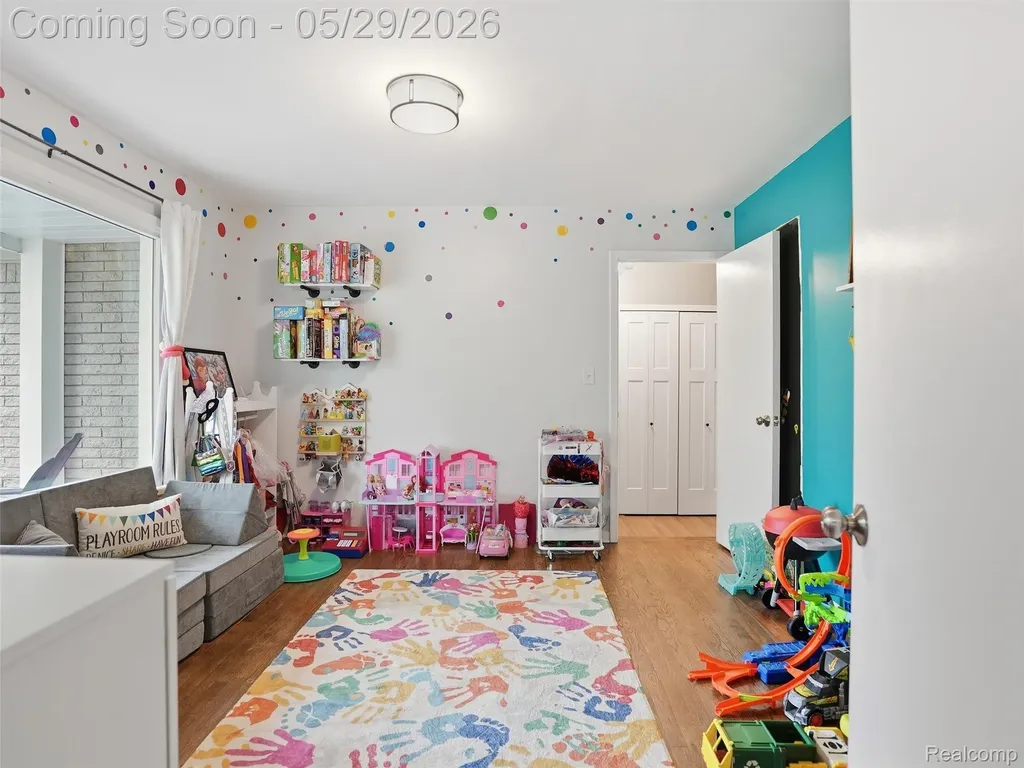 3324 Hartslock Woods Drive West Bloomfield Charter Township MI 48322