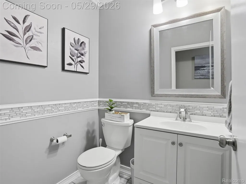 3324 Hartslock Woods Drive West Bloomfield Charter Township MI 48322