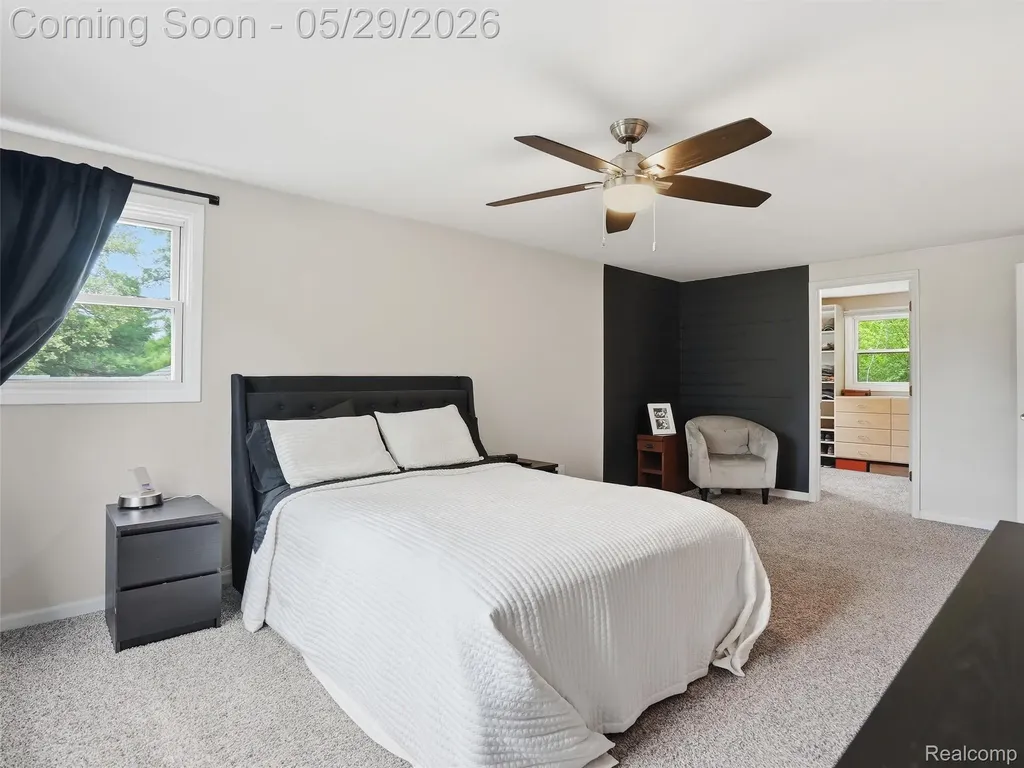 3324 Hartslock Woods Drive West Bloomfield Charter Township MI 48322