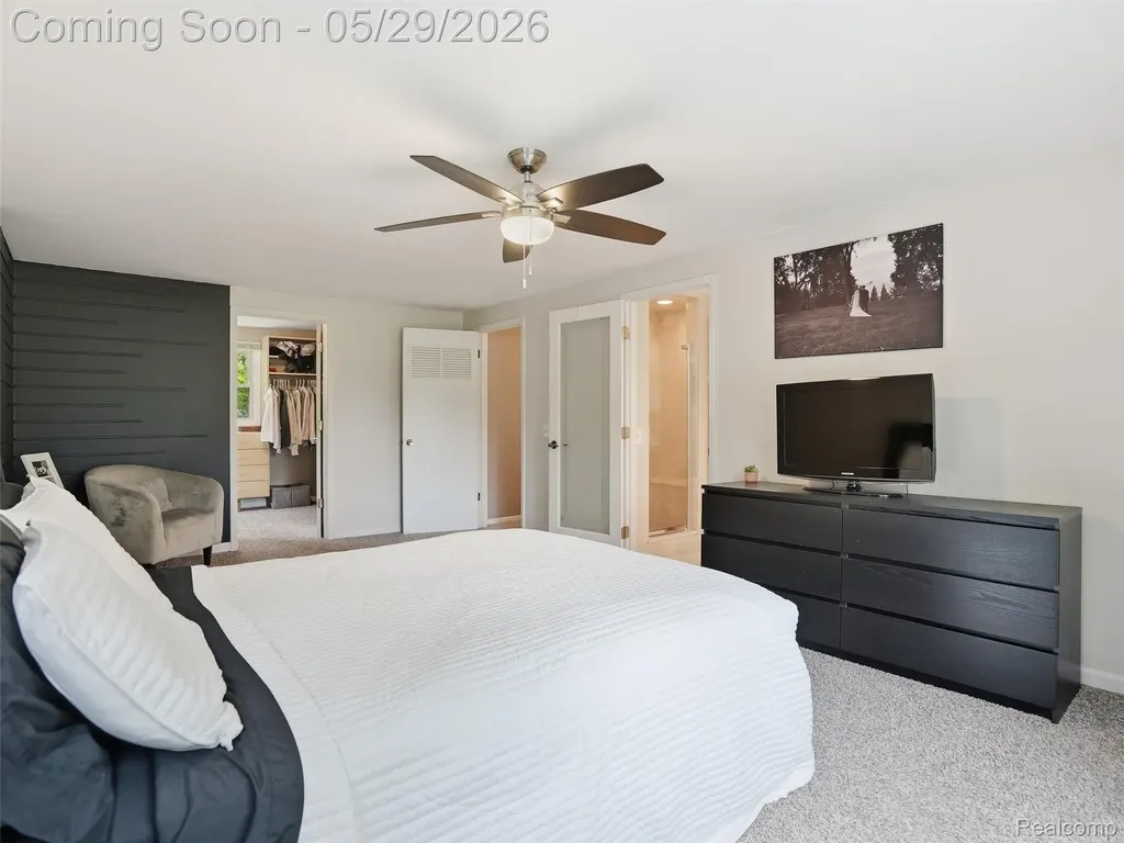 3324 Hartslock Woods Drive West Bloomfield Charter Township MI 48322