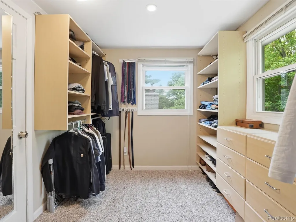 3324 Hartslock Woods Drive West Bloomfield Charter Township MI 48322