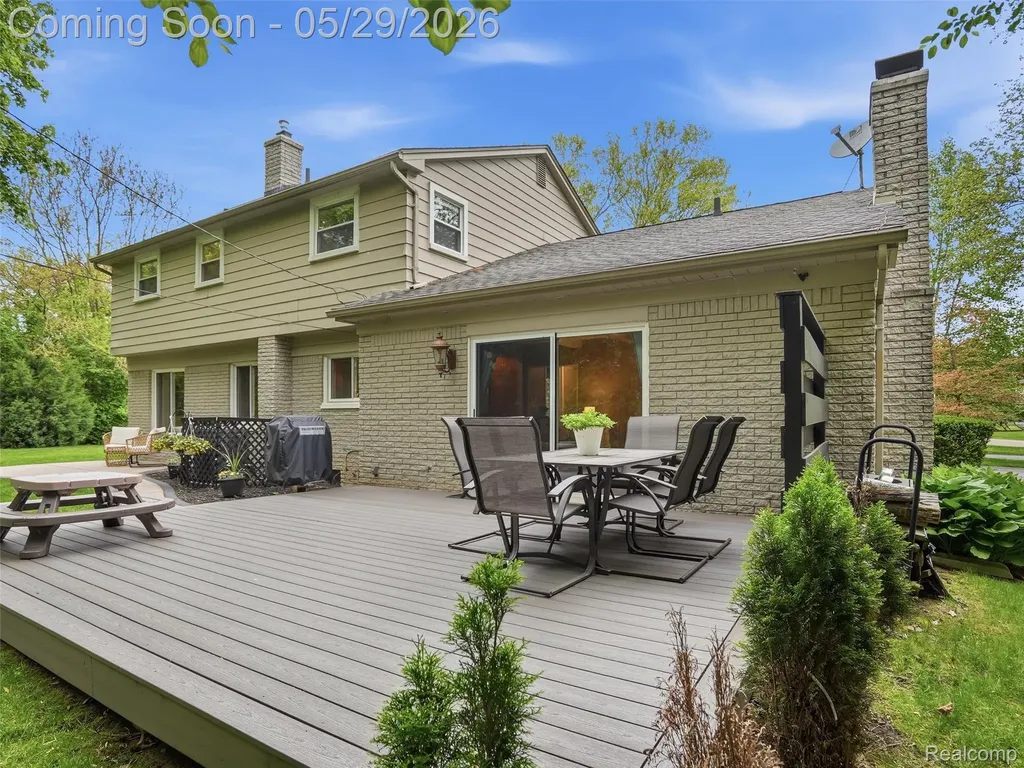 3324 Hartslock Woods Drive West Bloomfield Charter Township MI 48322