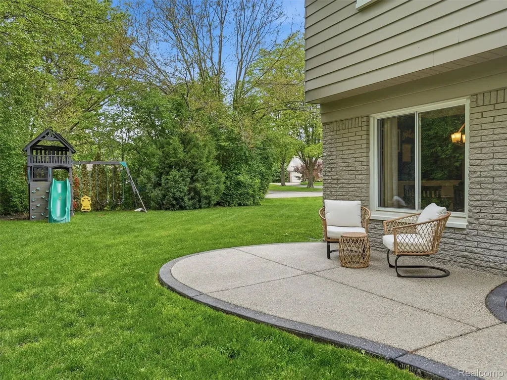 3324 Hartslock Woods Drive West Bloomfield Charter Township MI 48322