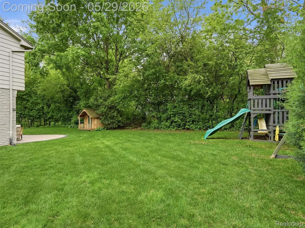 3324 Hartslock Woods Drive West Bloomfield Charter Township MI 48322