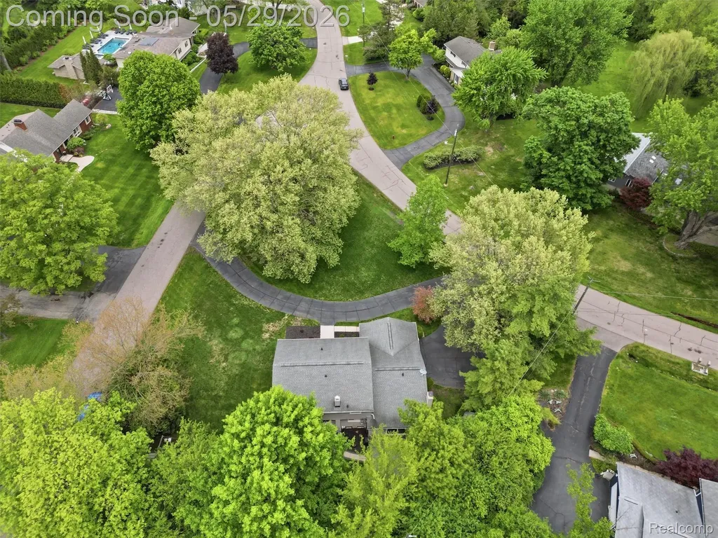 3324 Hartslock Woods Drive West Bloomfield Charter Township MI 48322