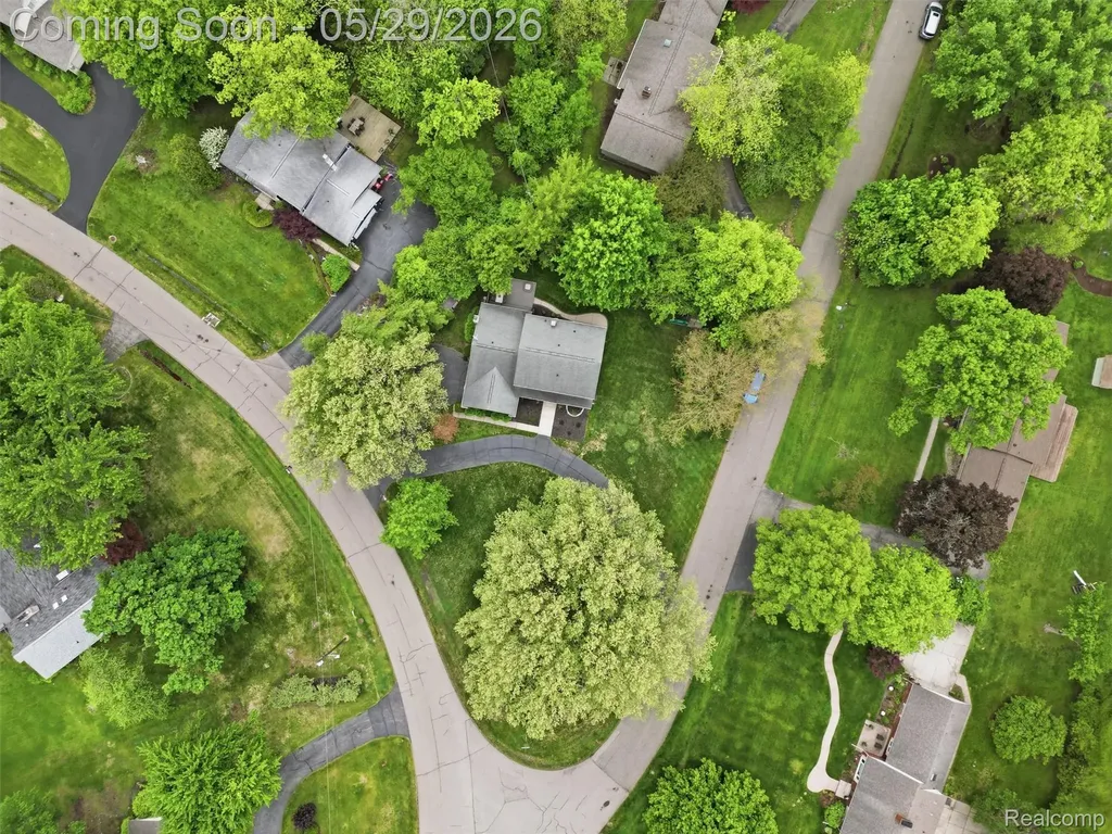 3324 Hartslock Woods Drive West Bloomfield Charter Township MI 48322
