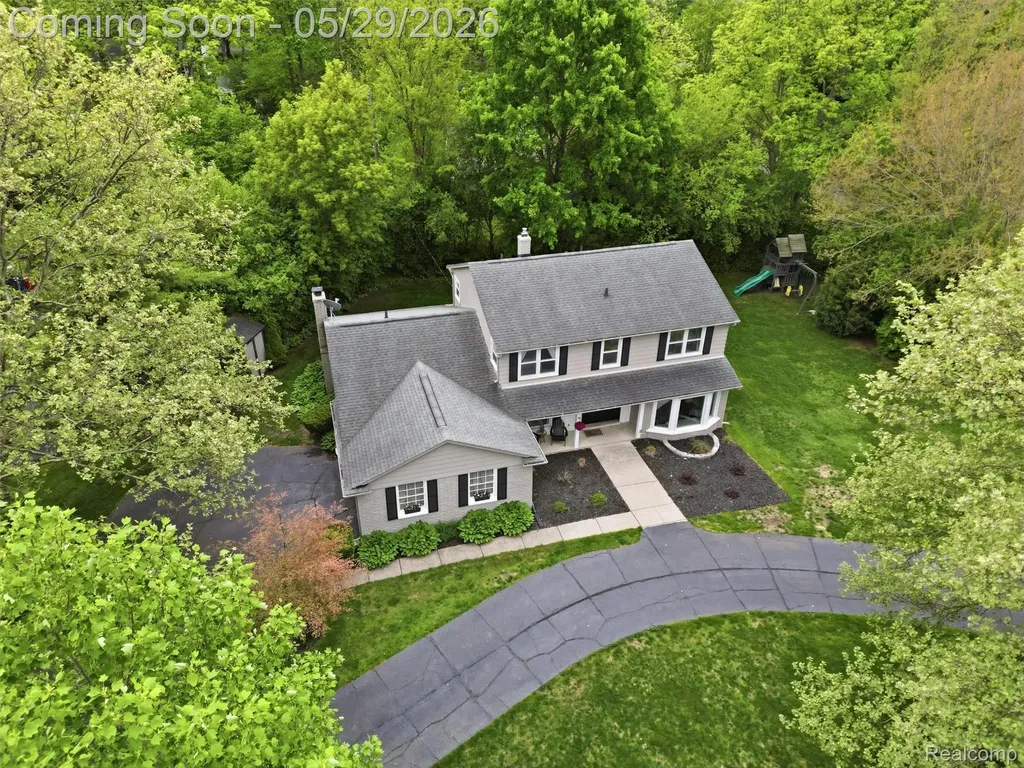 3324 Hartslock Woods Drive West Bloomfield Charter Township MI 48322