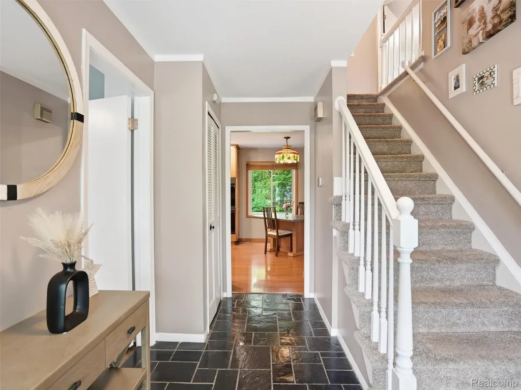 3324 Hartslock Woods Drive West Bloomfield Charter Township MI 48322