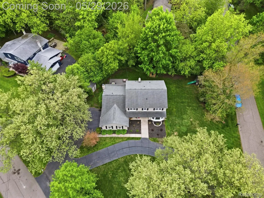 3324 Hartslock Woods Drive West Bloomfield Charter Township MI 48322