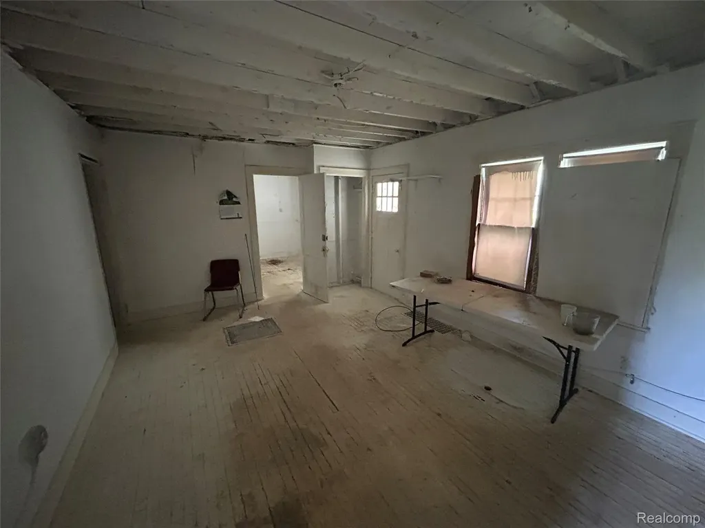 2356 S Dye Road Flint Charter Township MI 48532