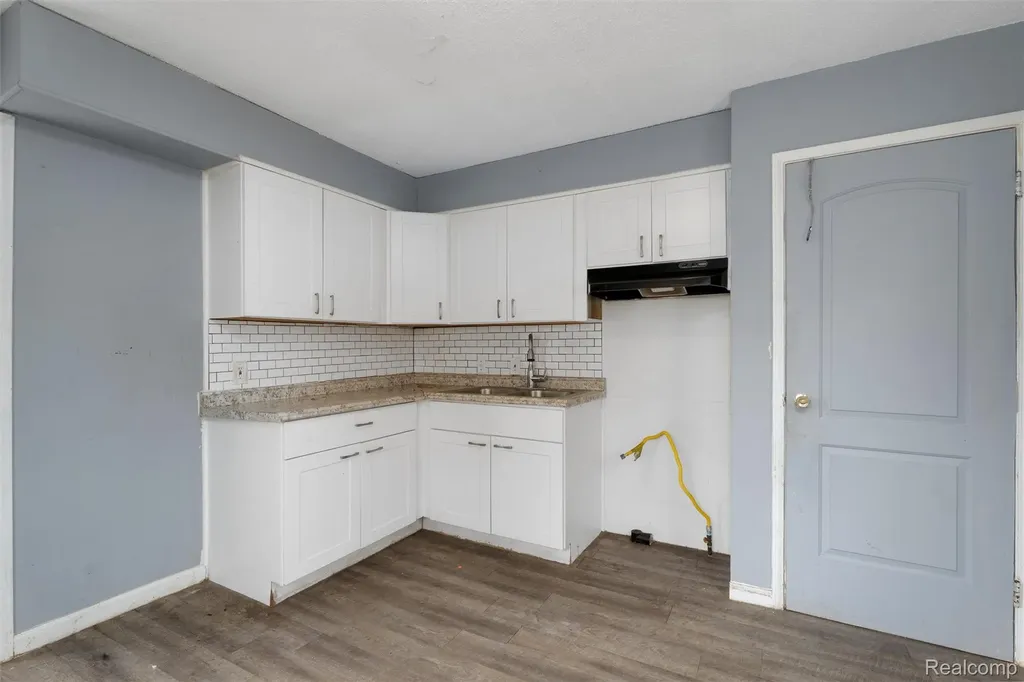 11959 Roxbury Street Detroit City MI 48224